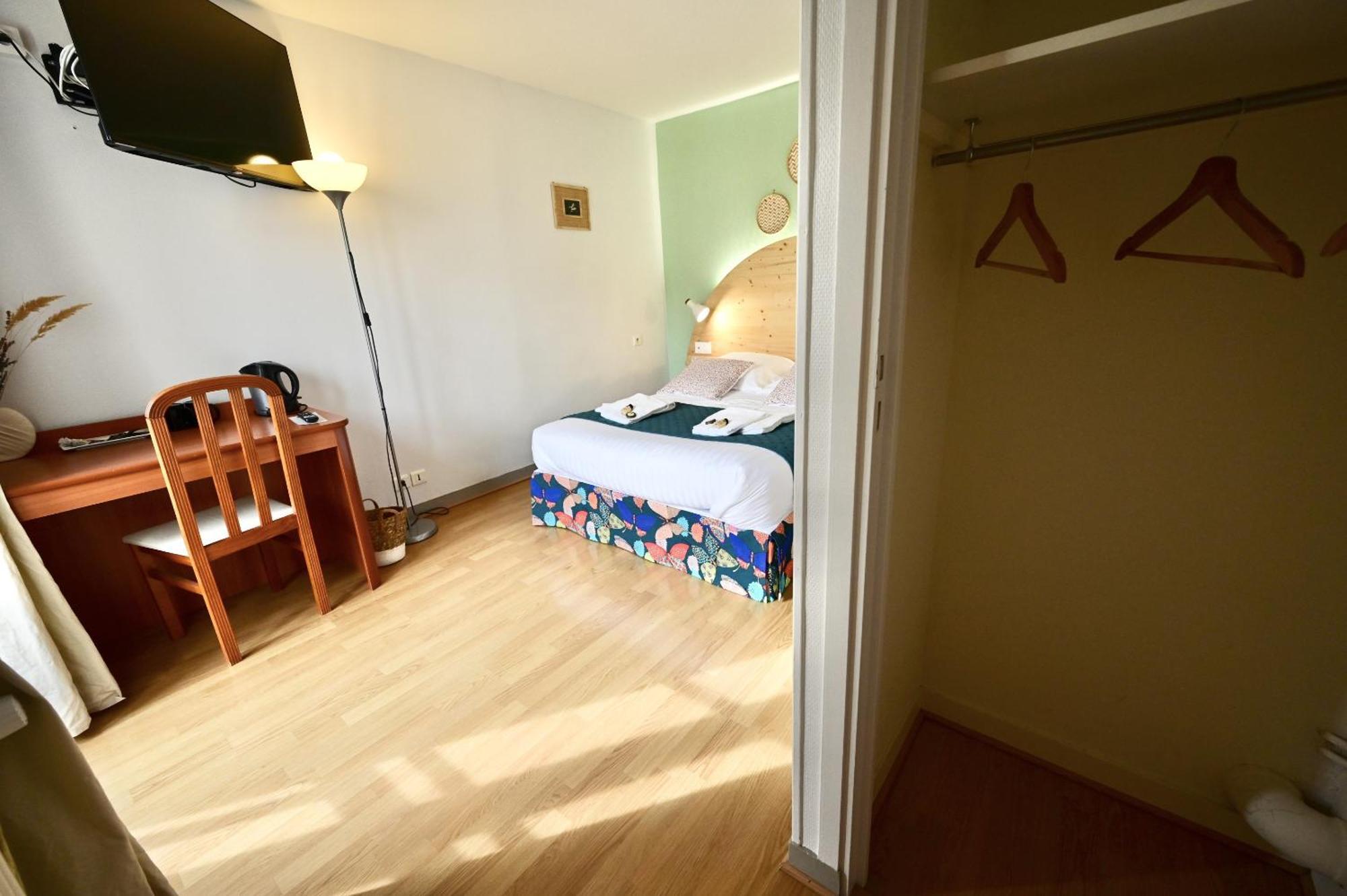 Hotel La Cuisine Des Lulus Montainville  Cameră foto